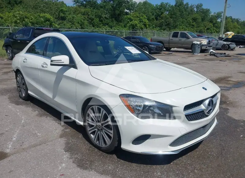 2018 Mercedes Benz CLA 250 фото