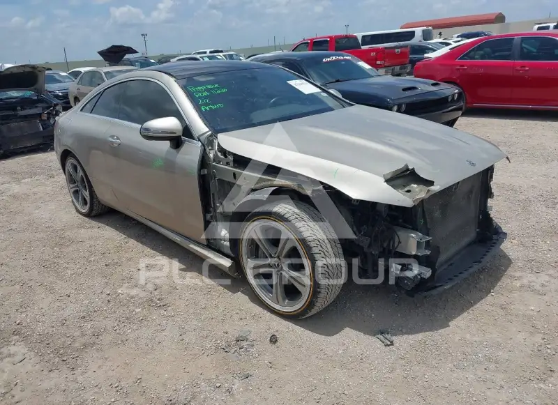 2018 Mercedes Benz E 400 photo