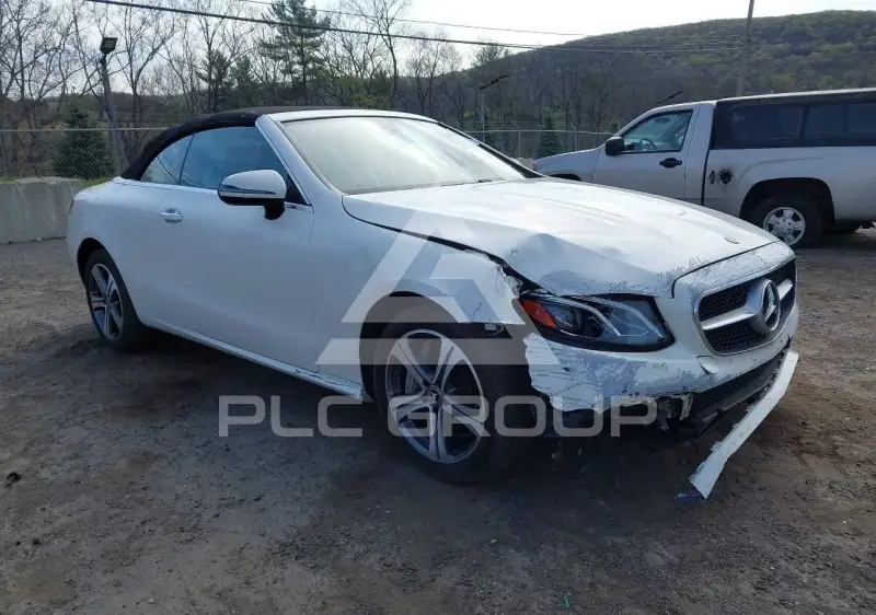 2018 Mercedes Benz E 400 фото