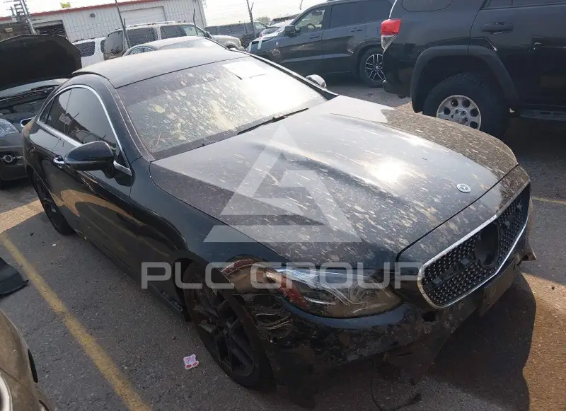 2018 Mercedes Benz E 400 photo