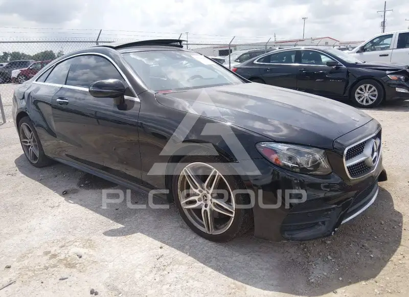 2018 Mercedes Benz E 400 photo