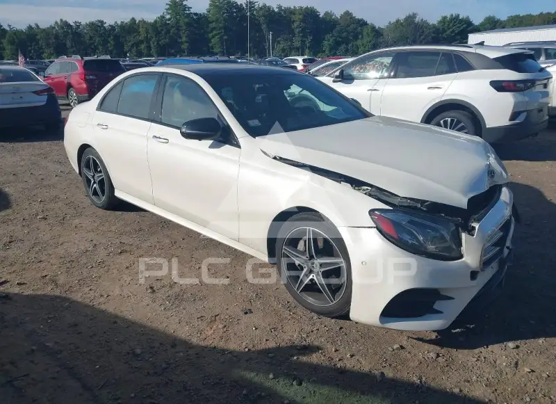 2018 Mercedes Benz E 400 photo