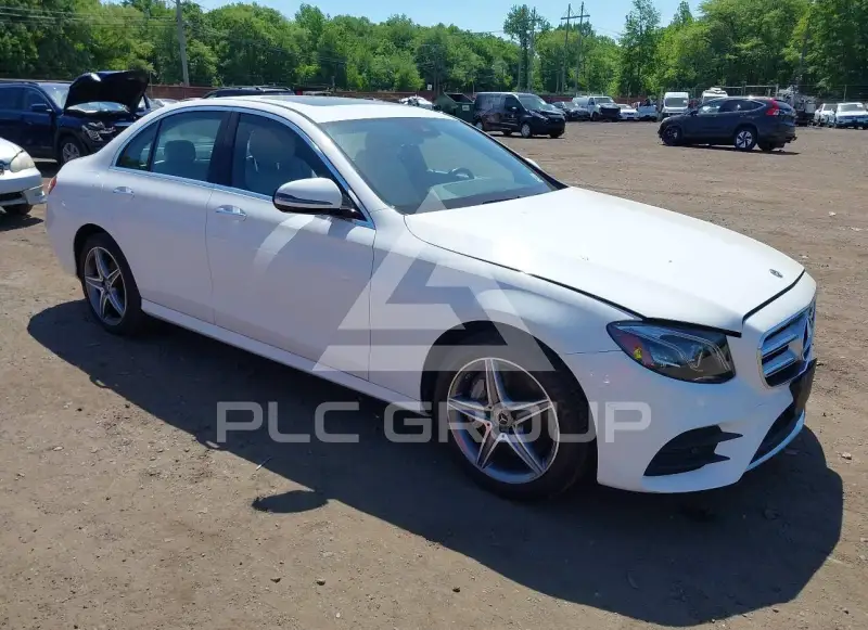 2018 Mercedes Benz E 300 фото