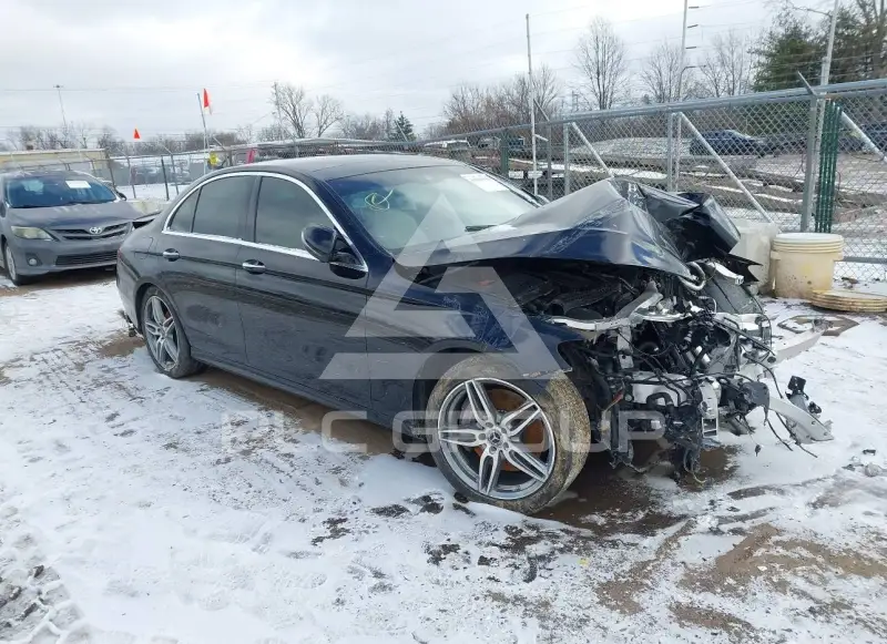 2018 Mercedes Benz E 300 photo