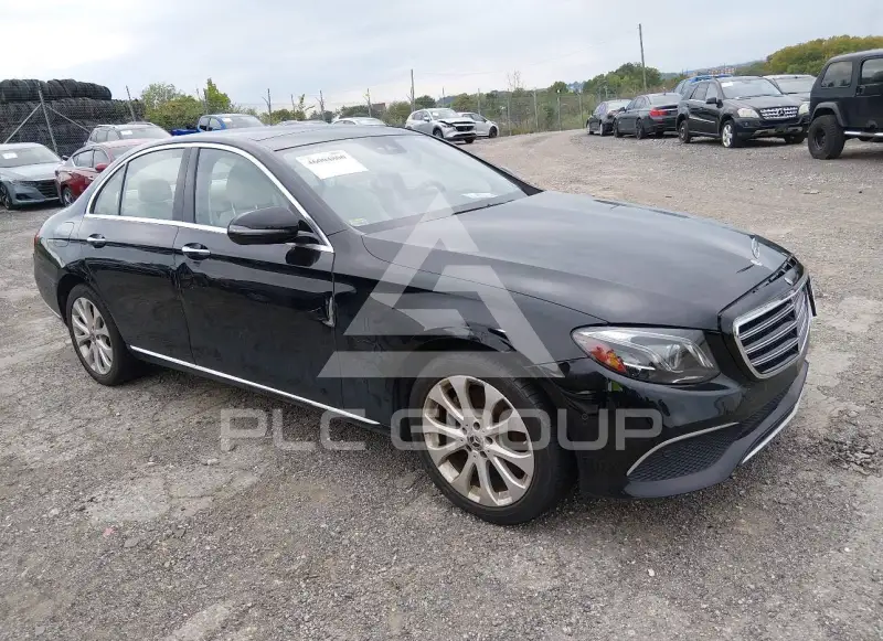 2018 Mercedes Benz E 300 фото