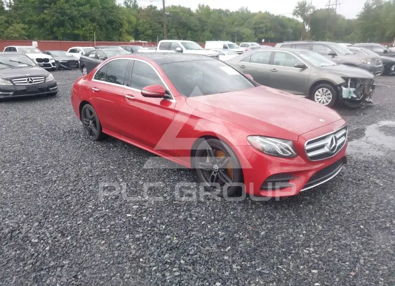 2018 Mercedes Benz E 300 фото