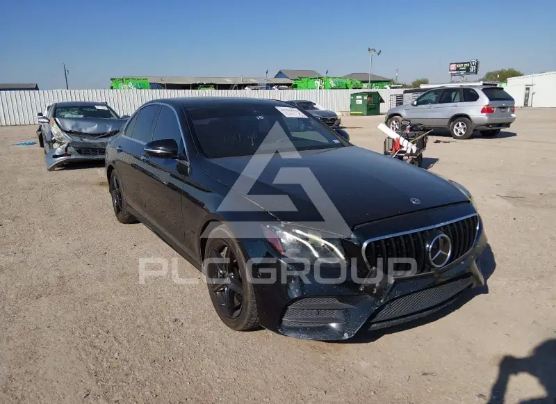 2018 Mercedes Benz E 300 photo