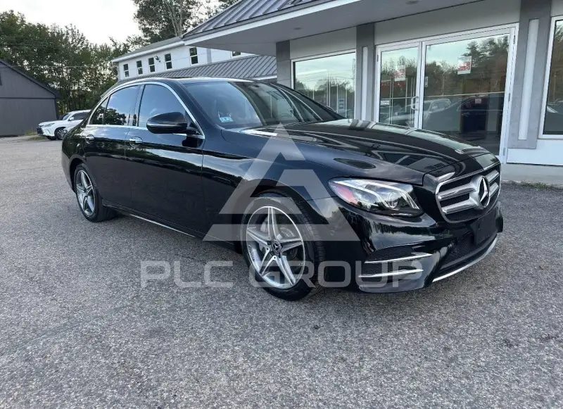 2018 Mercedes Benz E 300 фото