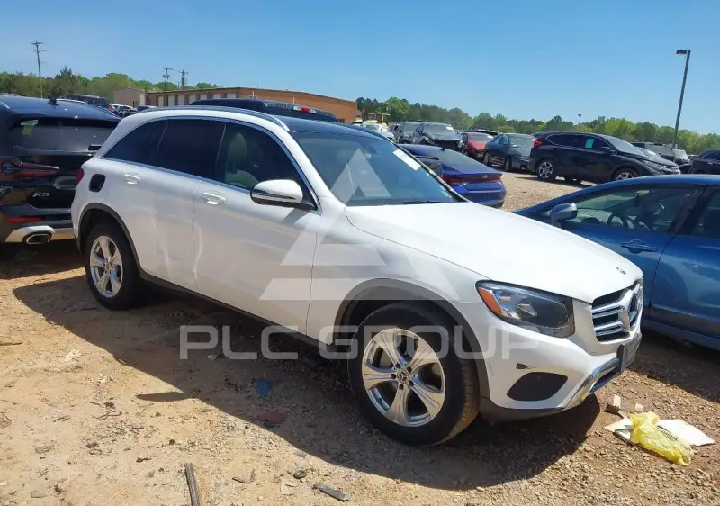 2018 Mercedes Benz GLC 300 фото