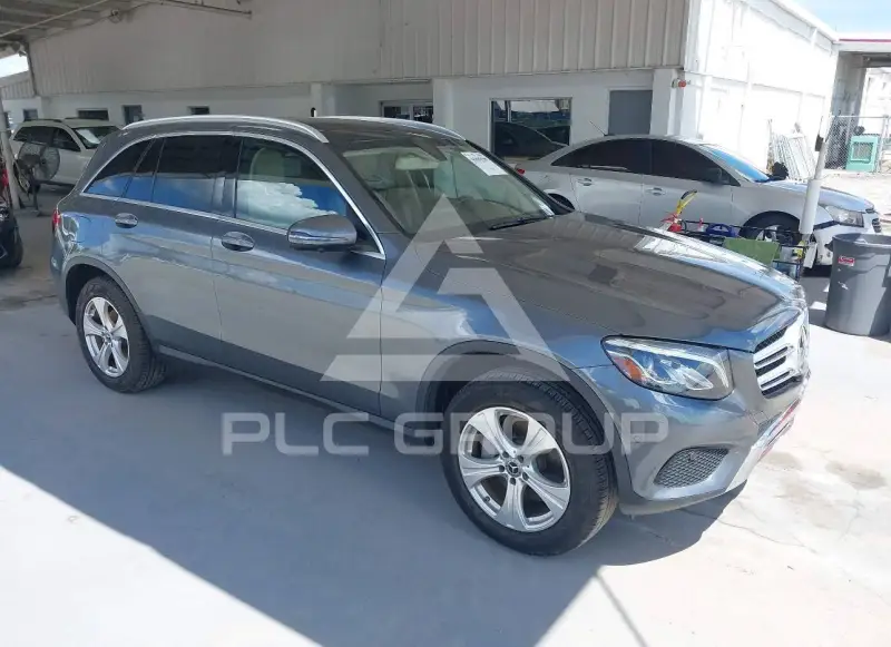 2018 Mercedes Benz GLC 300 фото