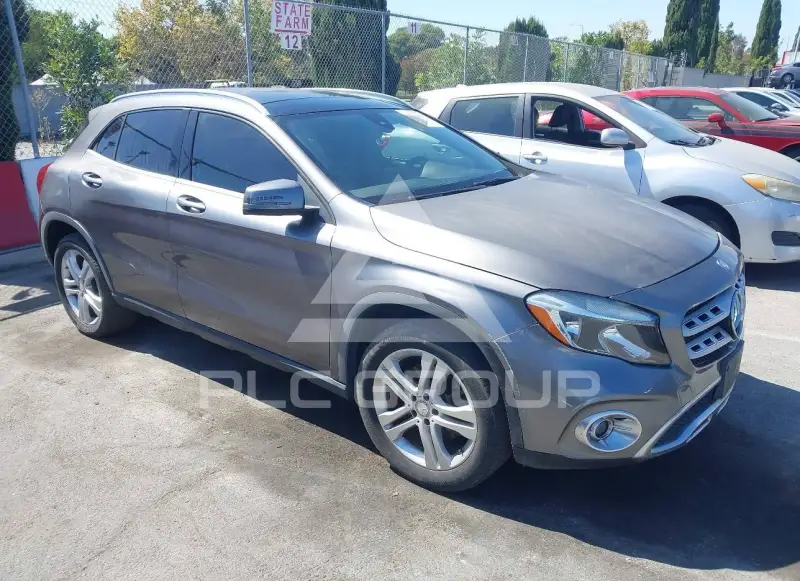 2018 Mercedes Benz GLA 250 фото