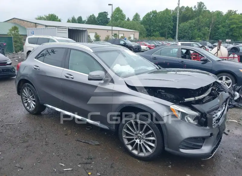 2018 Mercedes Benz GLA 250 photo