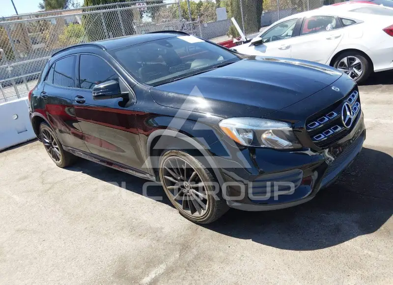 2018 Mercedes Benz GLA 250 фото
