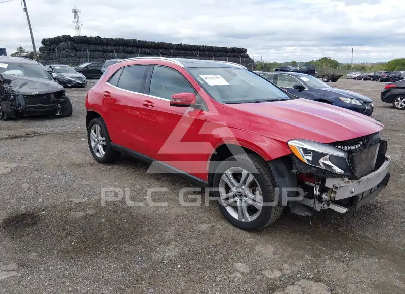 2018 Mercedes Benz GLA 250 photo