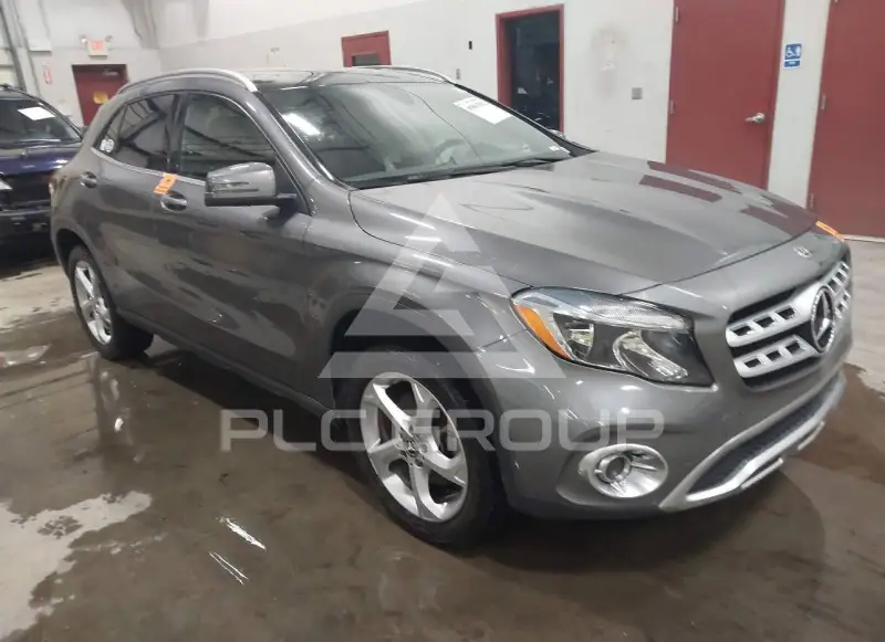 2018 Mercedes Benz GLA 250 фото