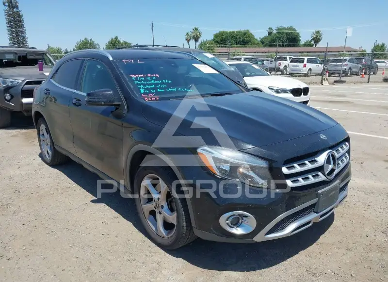 2018 Mercedes Benz GLA 250 фото