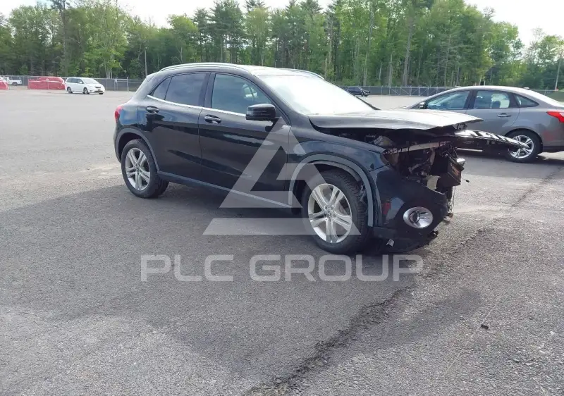 2018 Mercedes Benz GLA 250 фото