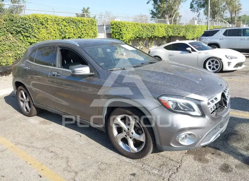 2018 Mercedes Benz GLA 250 фото