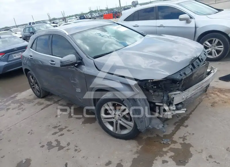 2018 Mercedes Benz GLA 250 фото