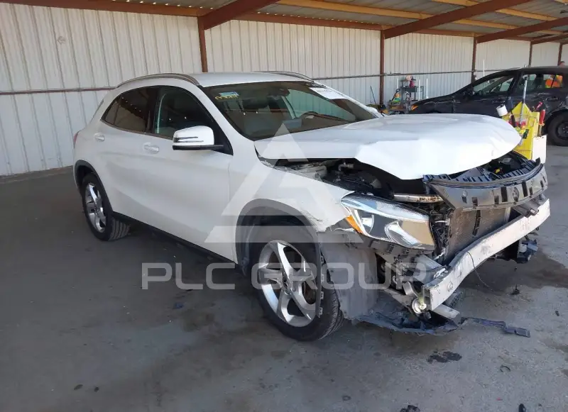 2018 Mercedes Benz GLA 250 photo