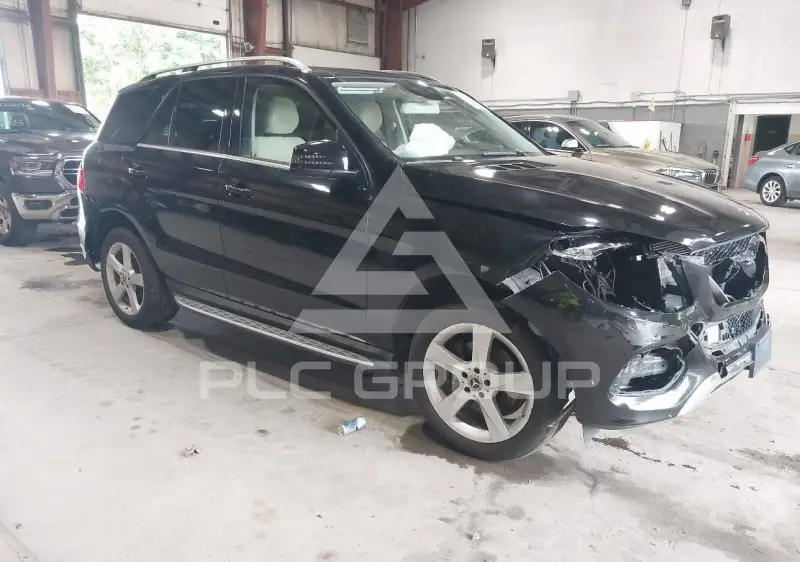 2018 Mercedes Benz GLE 350 фото