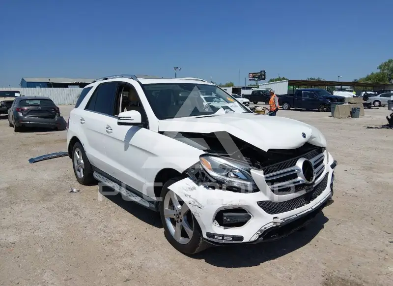 2018 Mercedes Benz GLE 350 фото