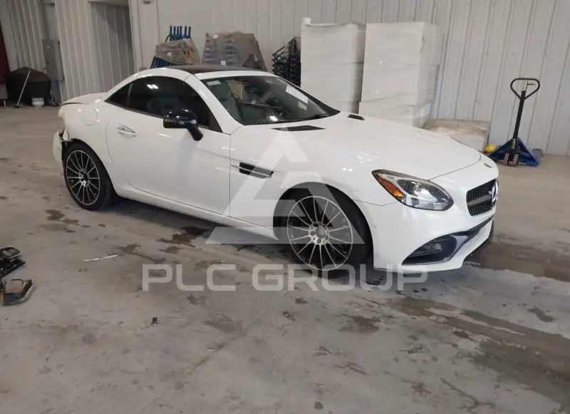2018 Mercedes Benz SLC 300 фото