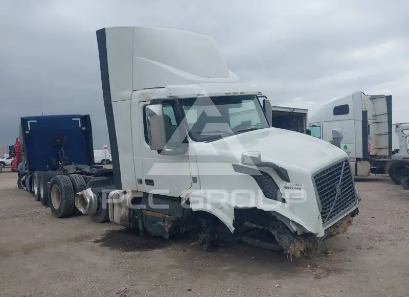 2018 Volvo VNL фото
