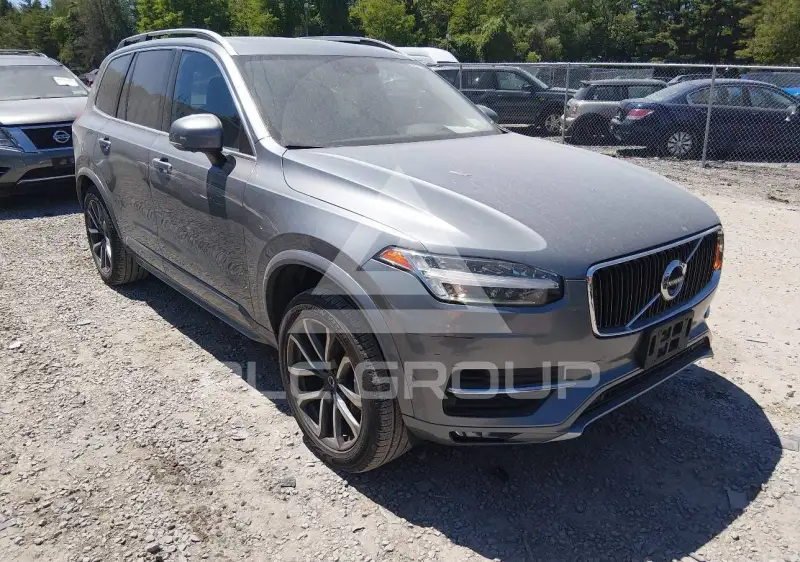 2018 Volvo XC90 photo
