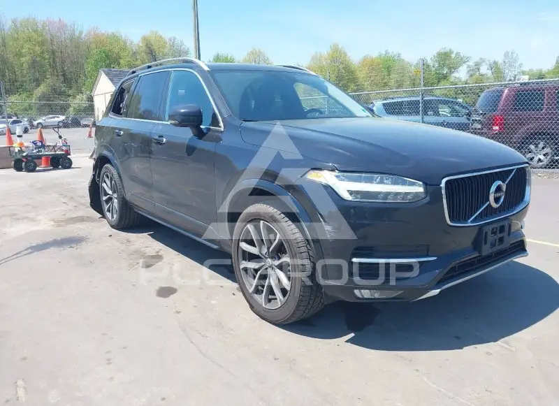 2018 Volvo XC90 photo