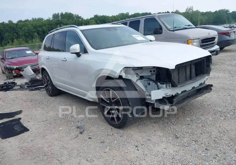 2018 Volvo XC90 фото