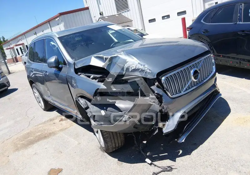 2018 Volvo XC90 photo