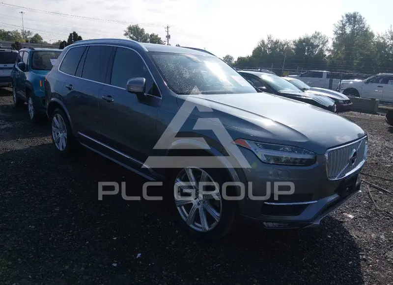 2018 Volvo XC90 фото