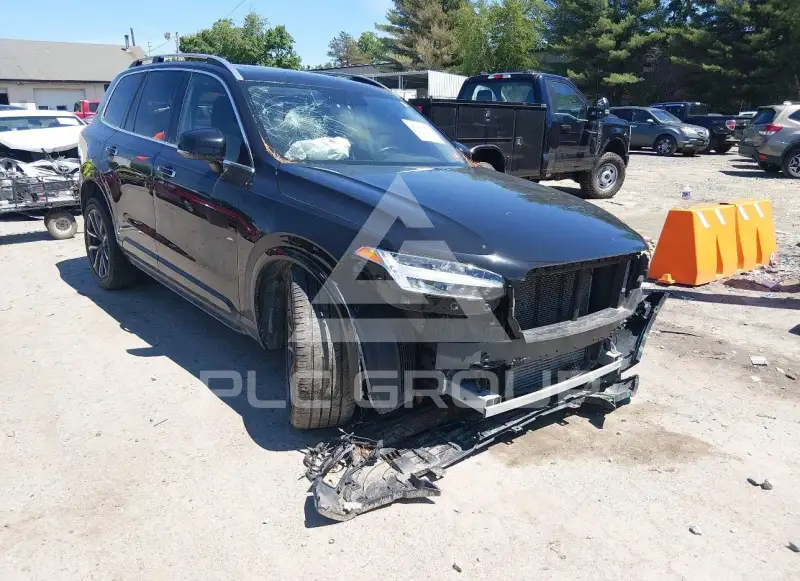 2018 Volvo XC90 фото