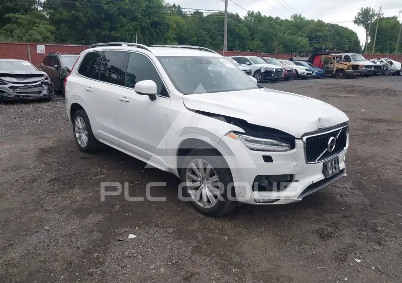 2018 Volvo XC90 photo