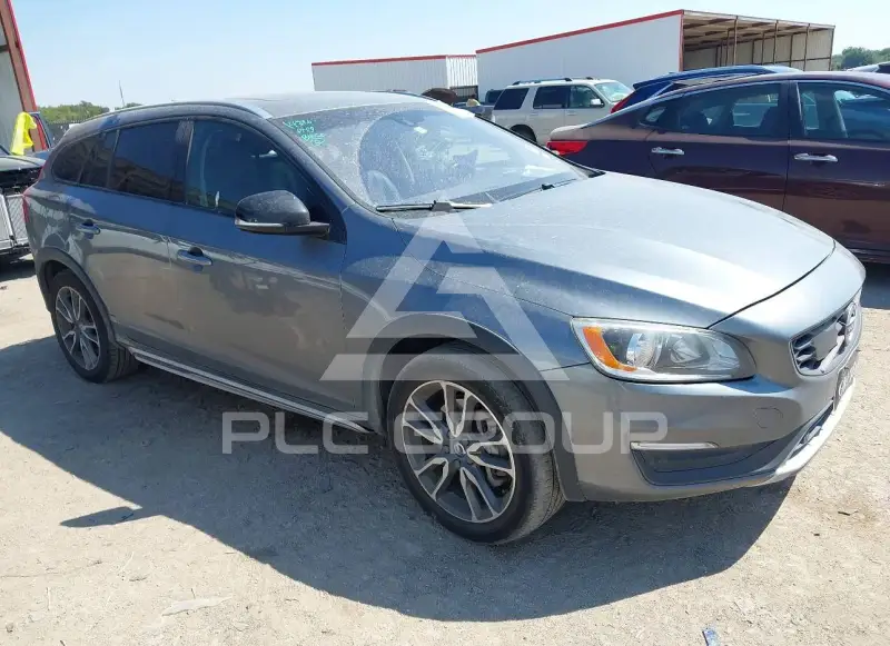 2018 Volvo V60 photo