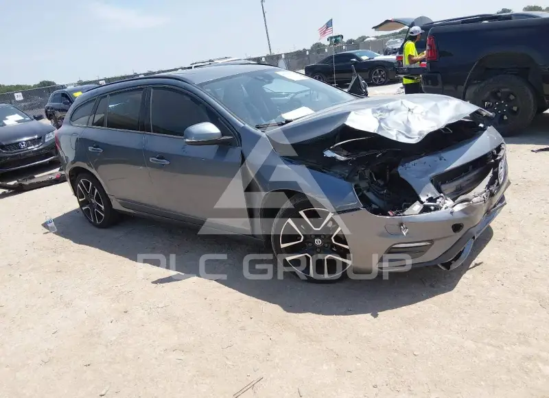 2018 Volvo V60 фото