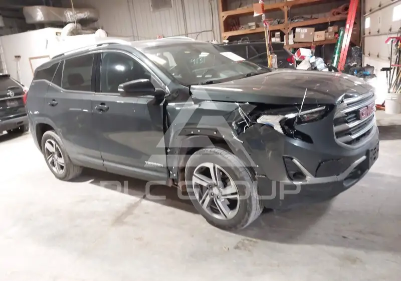 2018 GMC TERRAIN photo