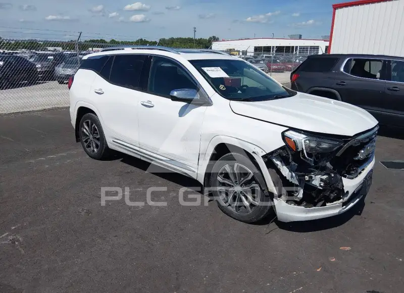 2018 GMC TERRAIN photo