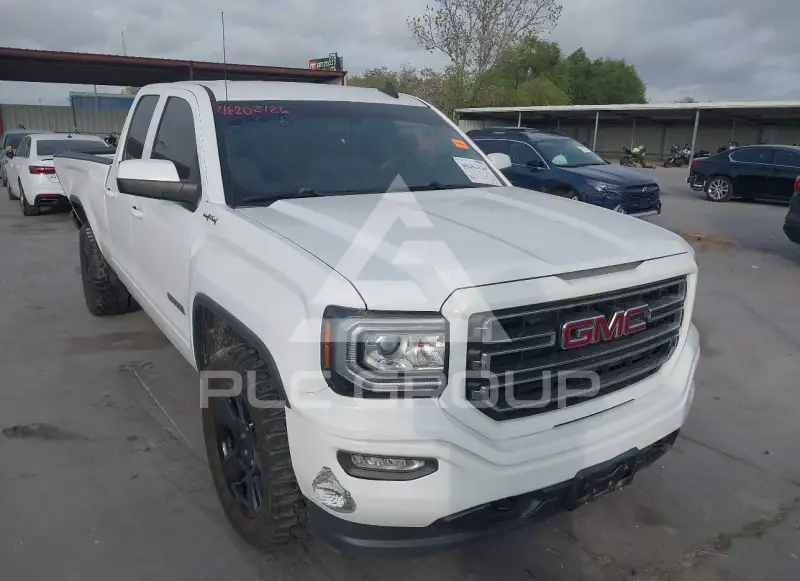 2018 GMC Sierra фото