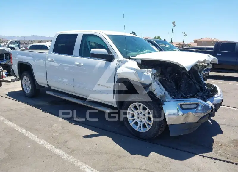 2018 GMC Sierra photo