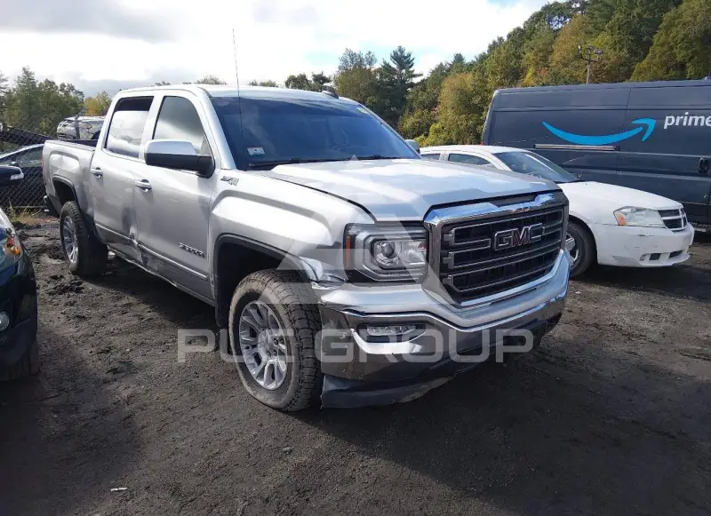2018 GMC Sierra photo