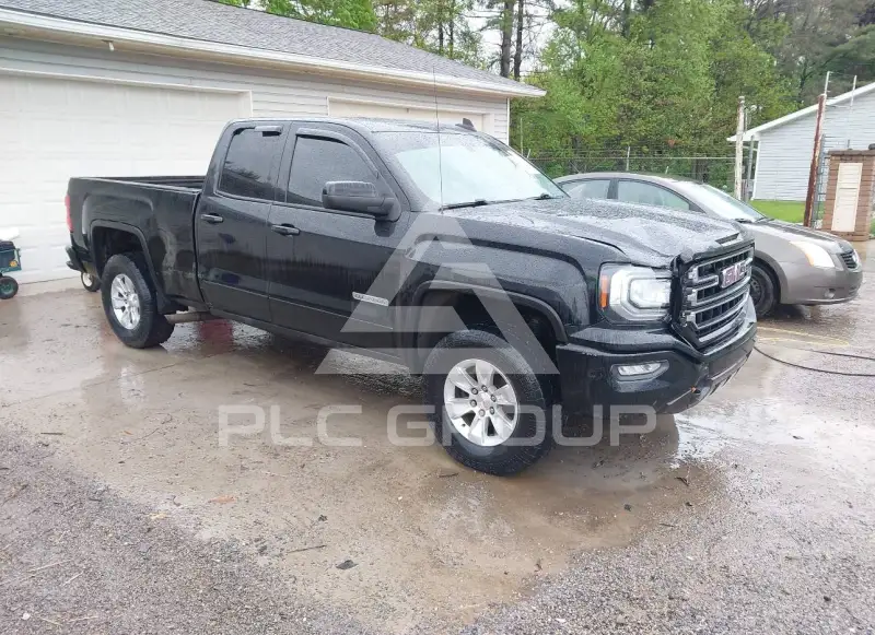 2018 GMC Sierra photo