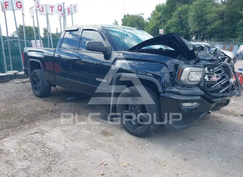 2018 GMC Sierra photo