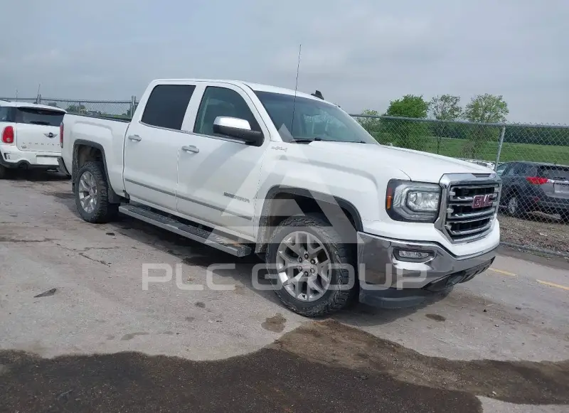 2018 GMC Sierra photo