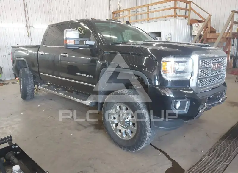 2018 GMC Sierra photo