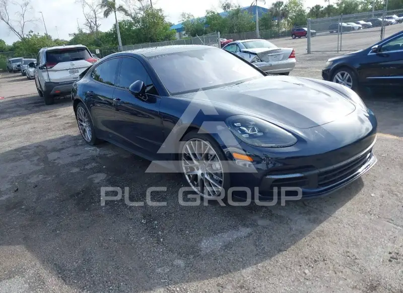 2018 Porsche Panamera photo