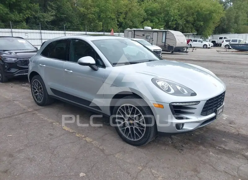 2018 Porsche MACAN photo