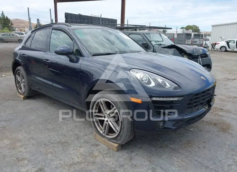 2018 Porsche MACAN photo