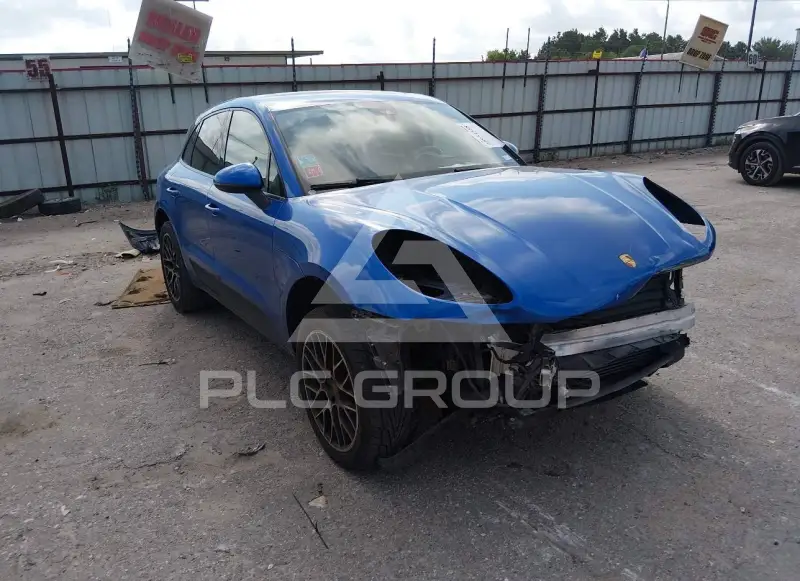 2018 Porsche MACAN photo